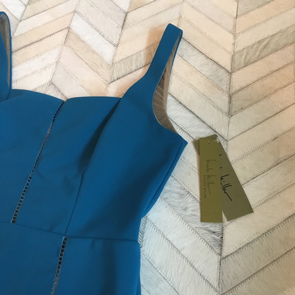 Nicole Miller Alaiya Square Neck Cocktail Dress - Picture 3 of 8